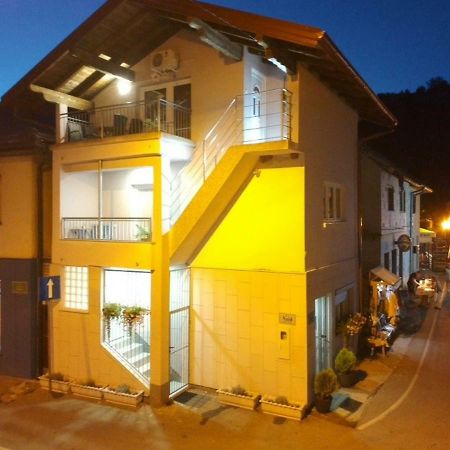 Naid Apartmani Kulen Vakuf Εξωτερικό φωτογραφία